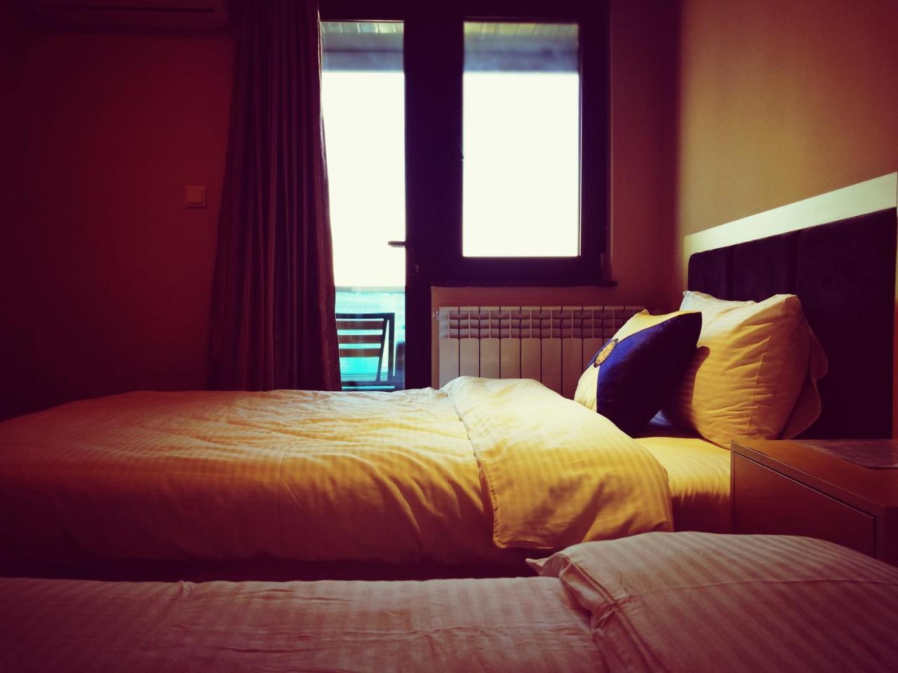 Top Boutique Hotel（首席精品酒店） Tbilisi Zewnętrze zdjęcie