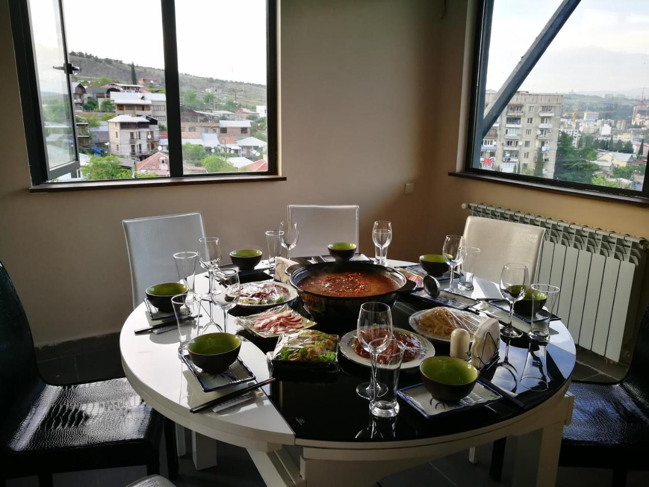 Top Boutique Hotel（首席精品酒店） Tbilisi Zewnętrze zdjęcie