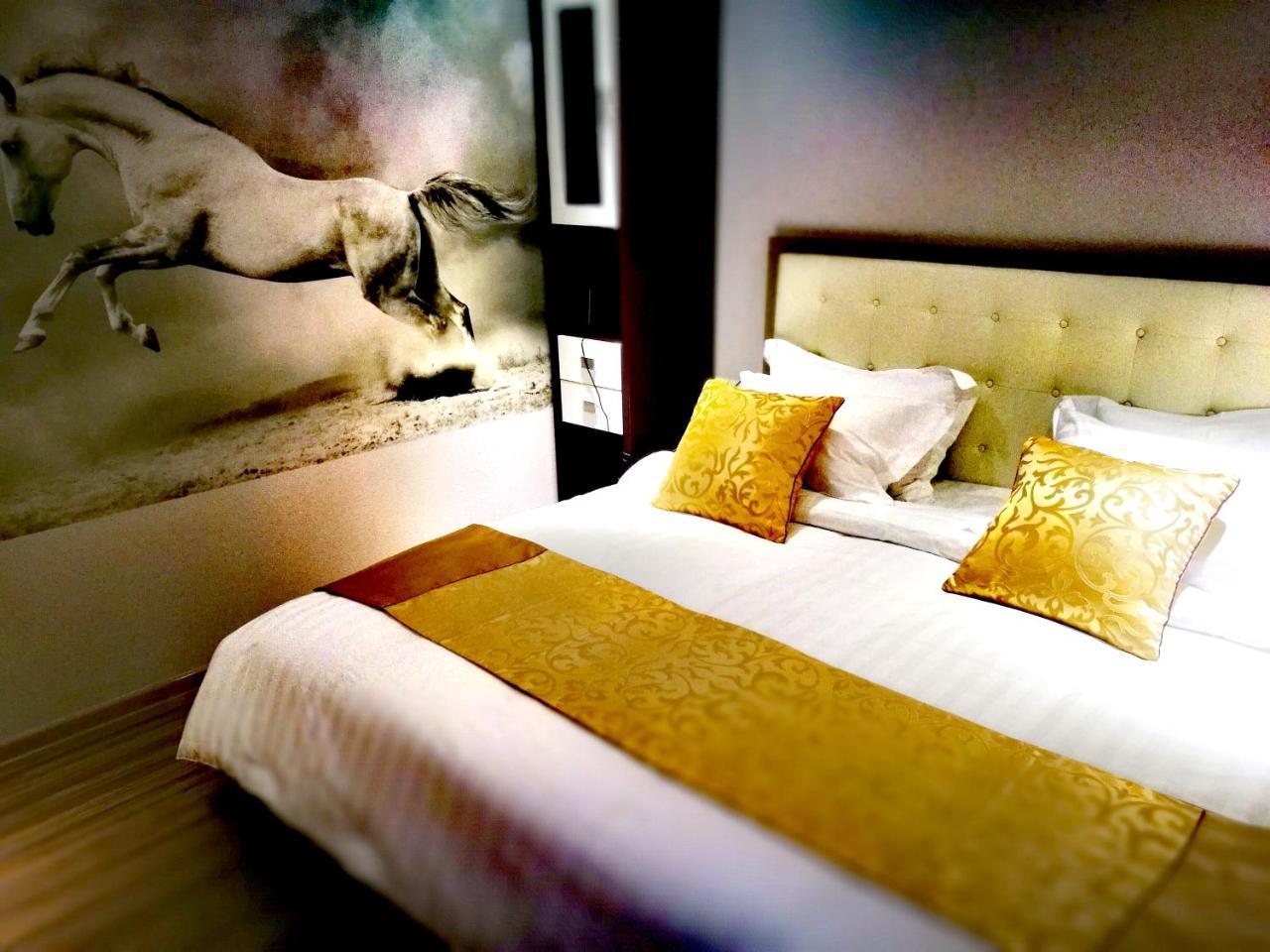 Top Boutique Hotel（首席精品酒店） Tbilisi Zewnętrze zdjęcie