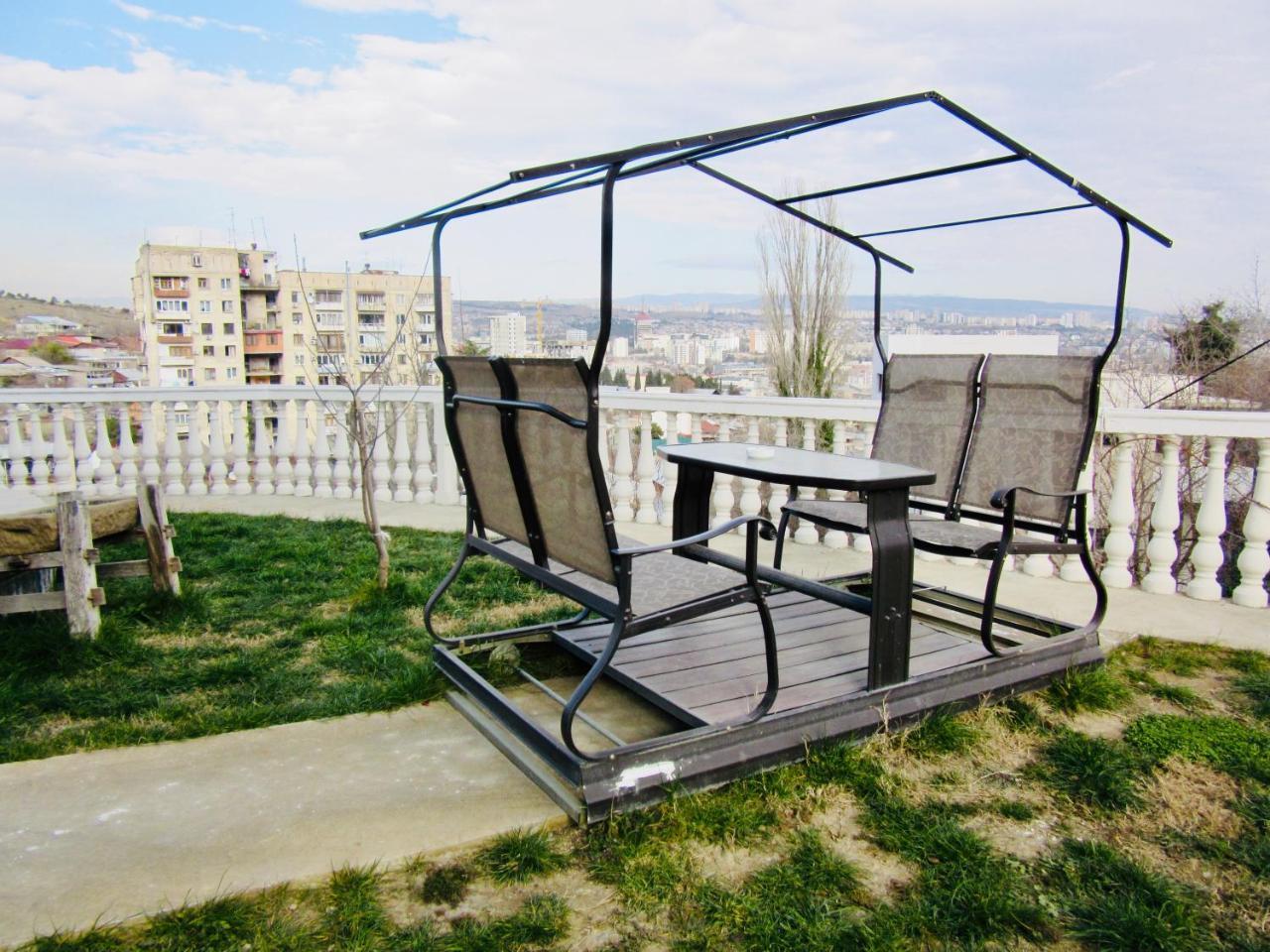 Top Boutique Hotel（首席精品酒店） Tbilisi Zewnętrze zdjęcie